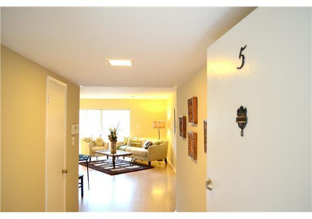 2352 Torrey Pines Road, Unit 5 La Jolla, CA 92037 - Photo 7 of 25