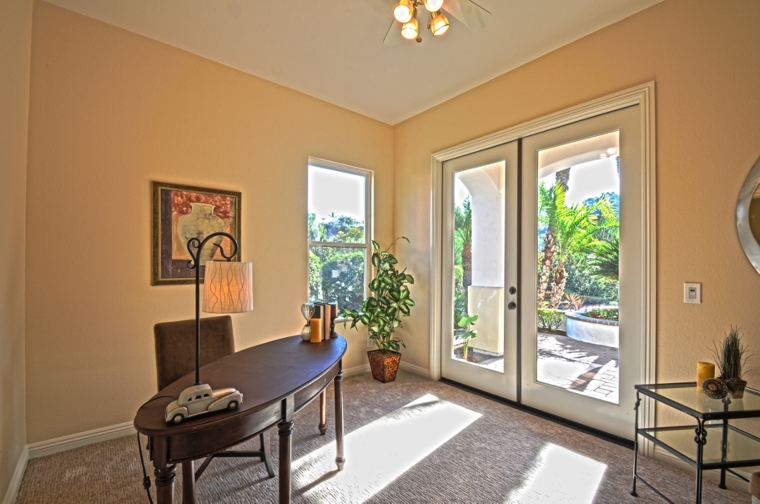 2974 Carrillo Way Carlsbad, CA 92009 - Photo 18 of 25