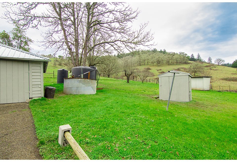 2220 South Myrtle Road Myrtle Creek, OR 97457 - Photo 22 of 28 Gallery Image 22