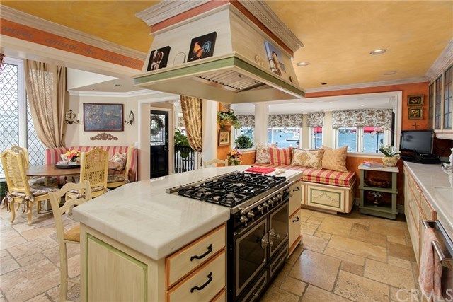 $6,430,000 | 808 South Bay Front, Newport Beach, CA 92662