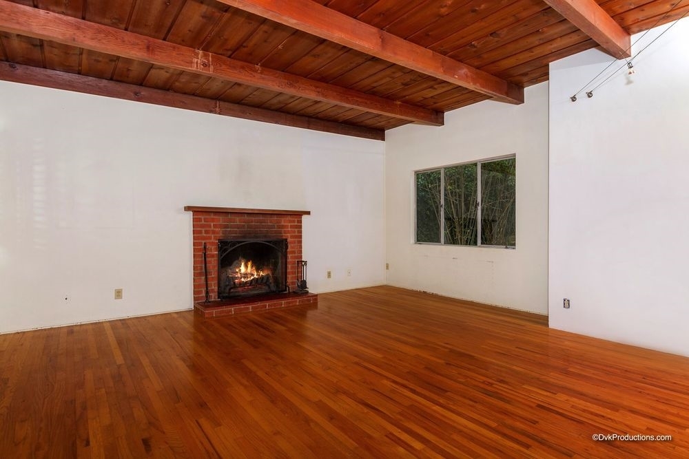 615 Arden Drive Encinitas, CA 92024 - Photo 7 of 20