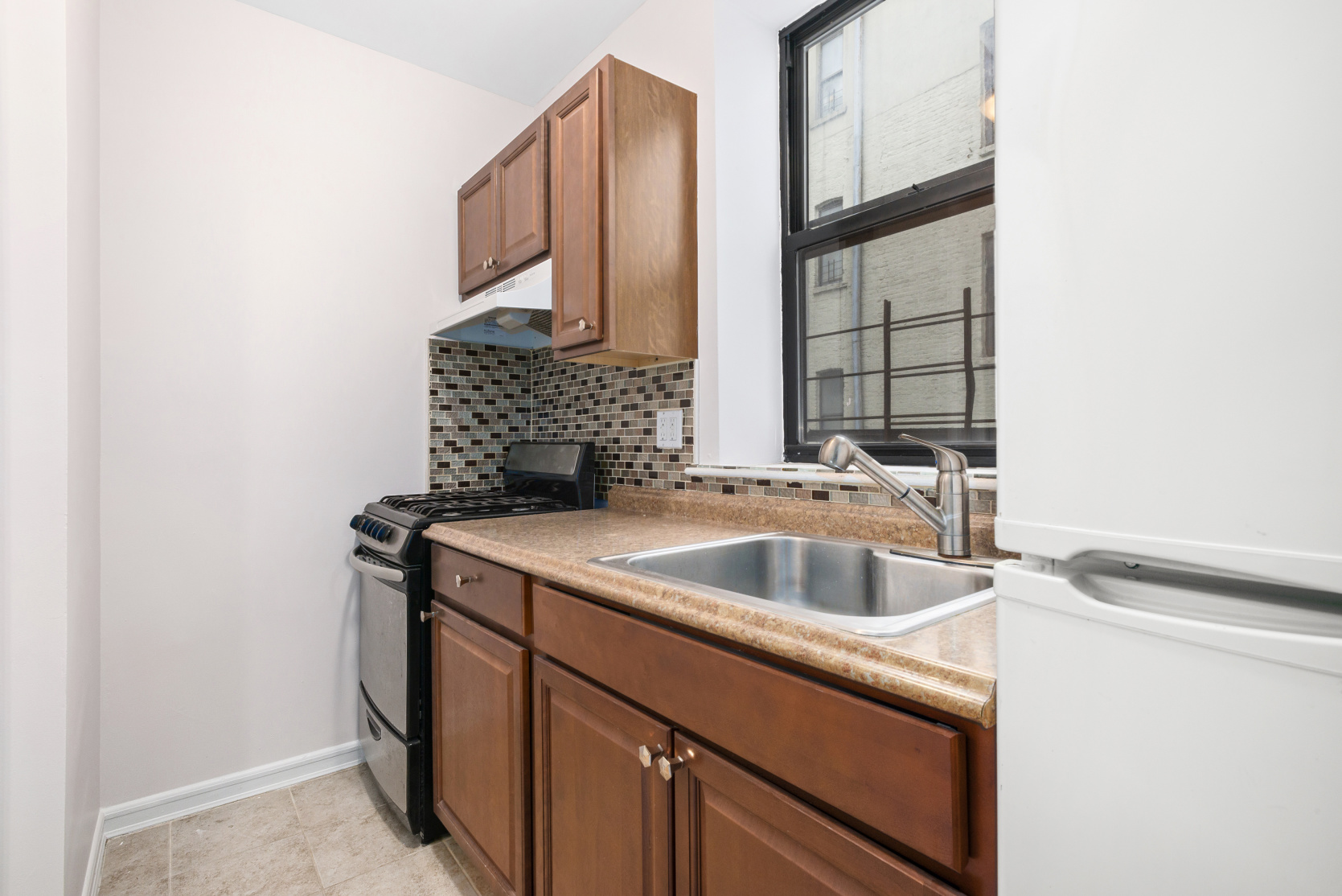 317 East 3rd Street, Unit 16 Manhattan, NY 10009 - Photo 3 of 5