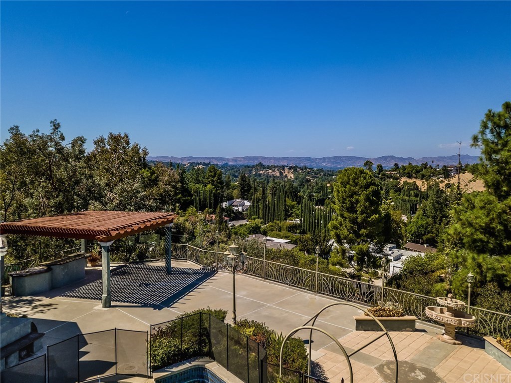 4151 Falling Leaf Drive Encino, CA 91316 - Photo 27 of 30 Views From Backyard