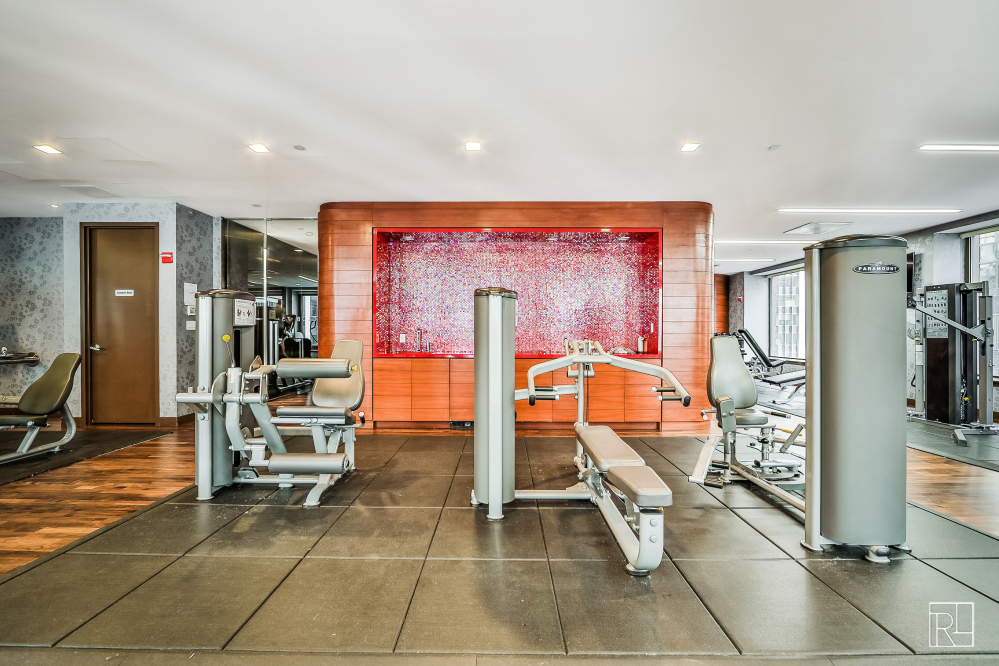 75 Wall Street, Unit 32J Manhattan, NY 10005 - Photo 26 of 35
