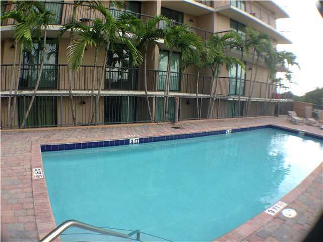 1690 Southwest 27th Avenue, Unit 410 Miami, FL 33145 - Photo 16 of 24