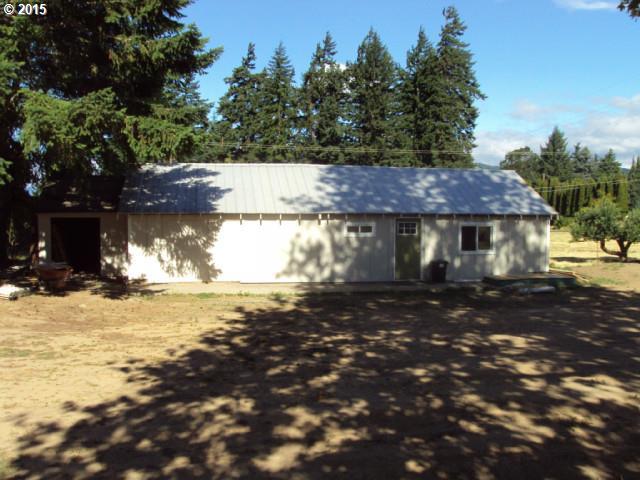 775 Northwest Loop Road White Salmon, WA 98672 - Photo 3 of 8 Gallery Image 3