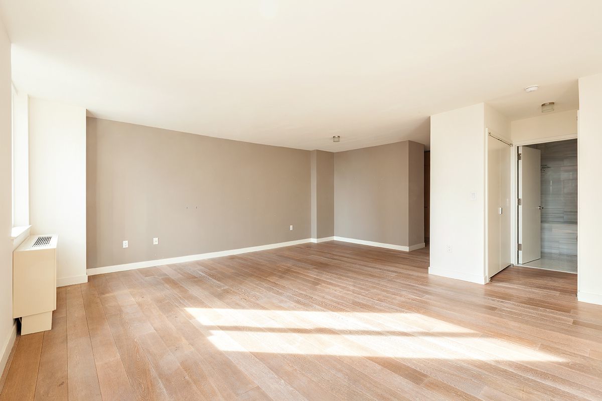 225 Rector Place, Unit 5G New York, NY 10280 - Photo 2 of 17