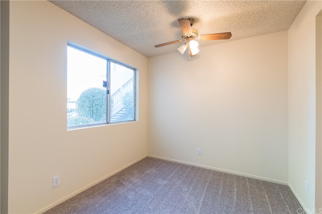 321 Inger Drive, Unit E36 Santa Maria, CA 93454 - Photo 6 of 20