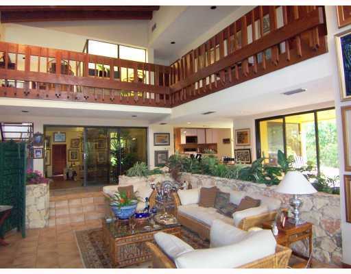 10420 Southwest 97th Court Miami, FL 33176 - Photo 3 of 8