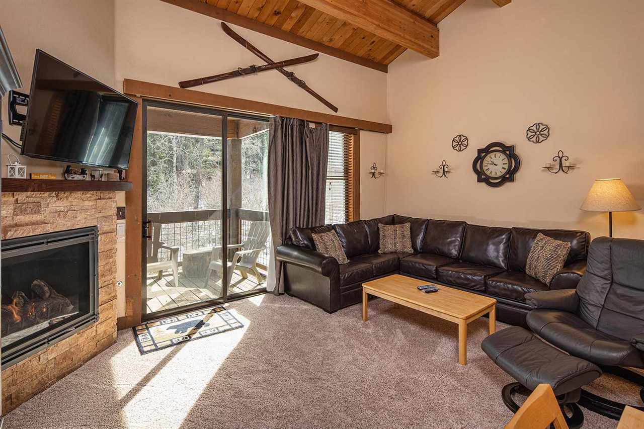 3045 Silver Strike Truckee, CA 96161 - Photo 3 of 21