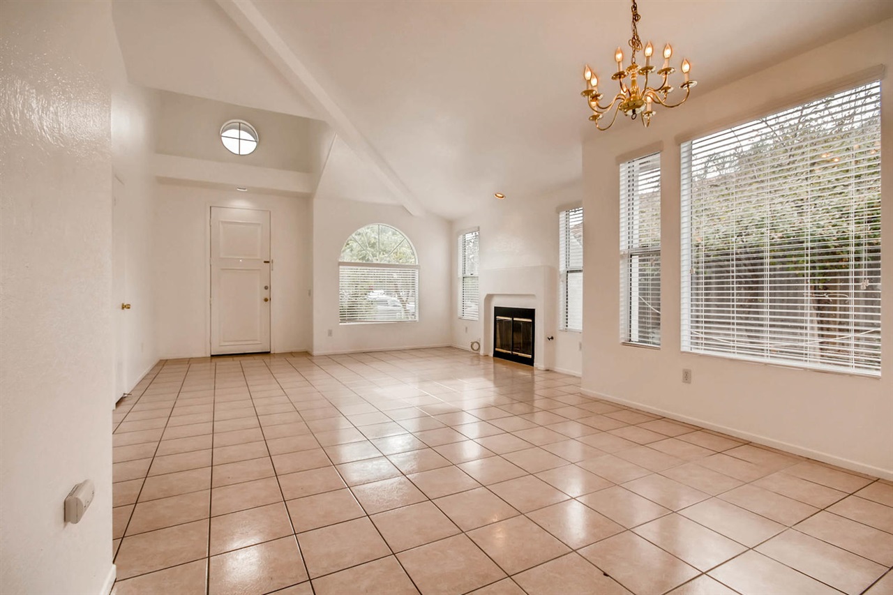 3670 La Mirada Drive San Marcos, CA 92078 - Photo 10 of 25