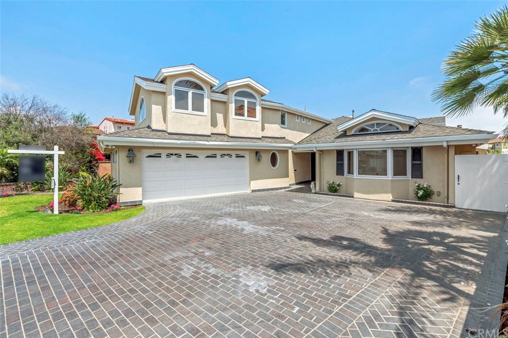 3282 Gilbert Drive Huntington Beach, CA 92649 - Photo 2 of 37