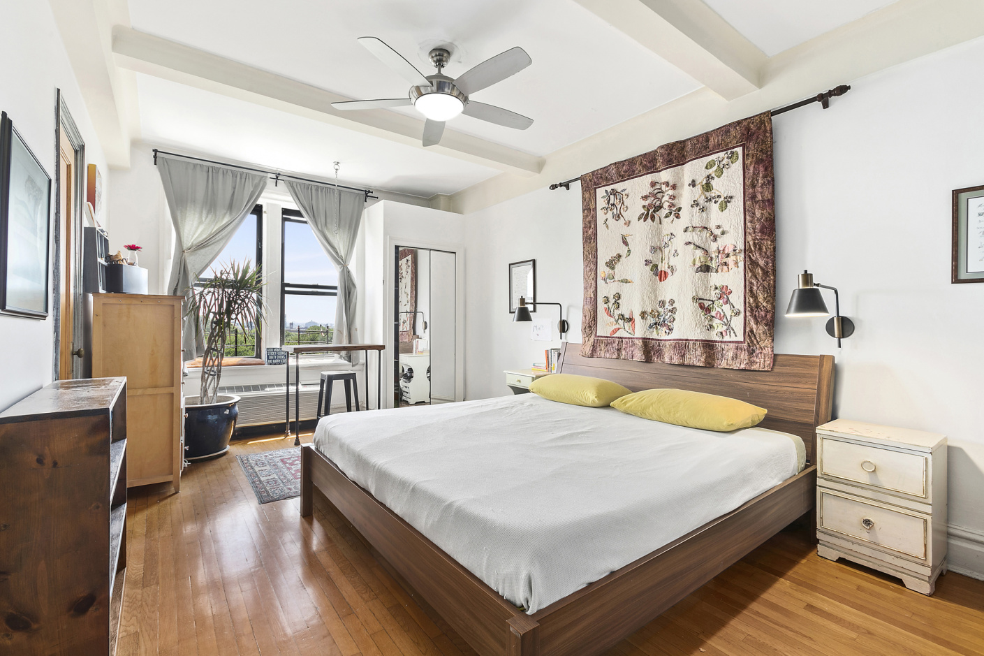 467 Central Park West, Unit 15A Manhattan, NY 10025 - Photo 4 of 7