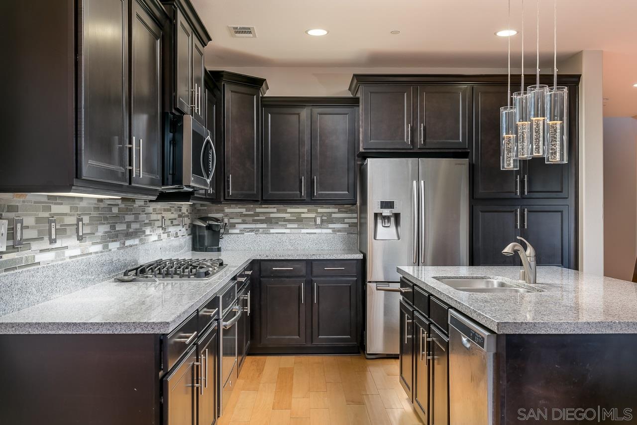 1014 Bellingham Drive Oceanside, CA 92057 - Photo 9 of 25