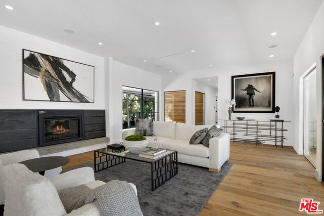 2501 Roscomare Road Los Angeles, CA 90077 - Photo 11 of 43