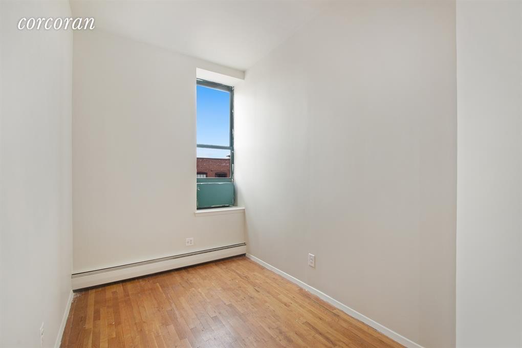 372 Dekalb Avenue, Unit 6J Brooklyn, NY 11205 - Photo 6 of 11