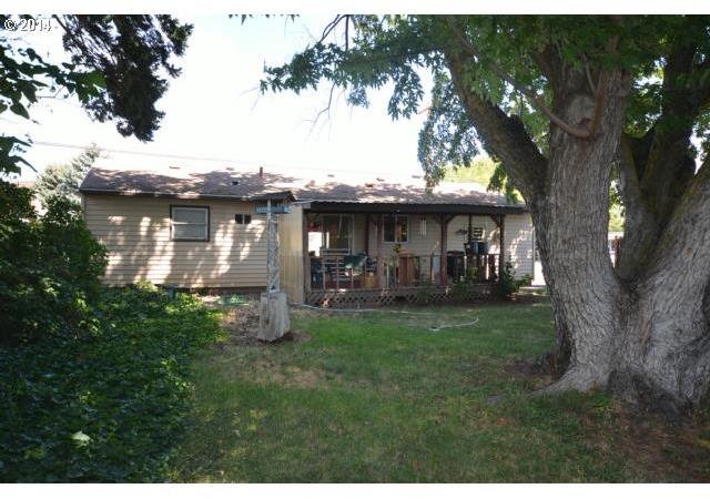 832 Chenowith Loop Road The Dalles, OR 97058 - Photo 3 of 15 Gallery Image 3