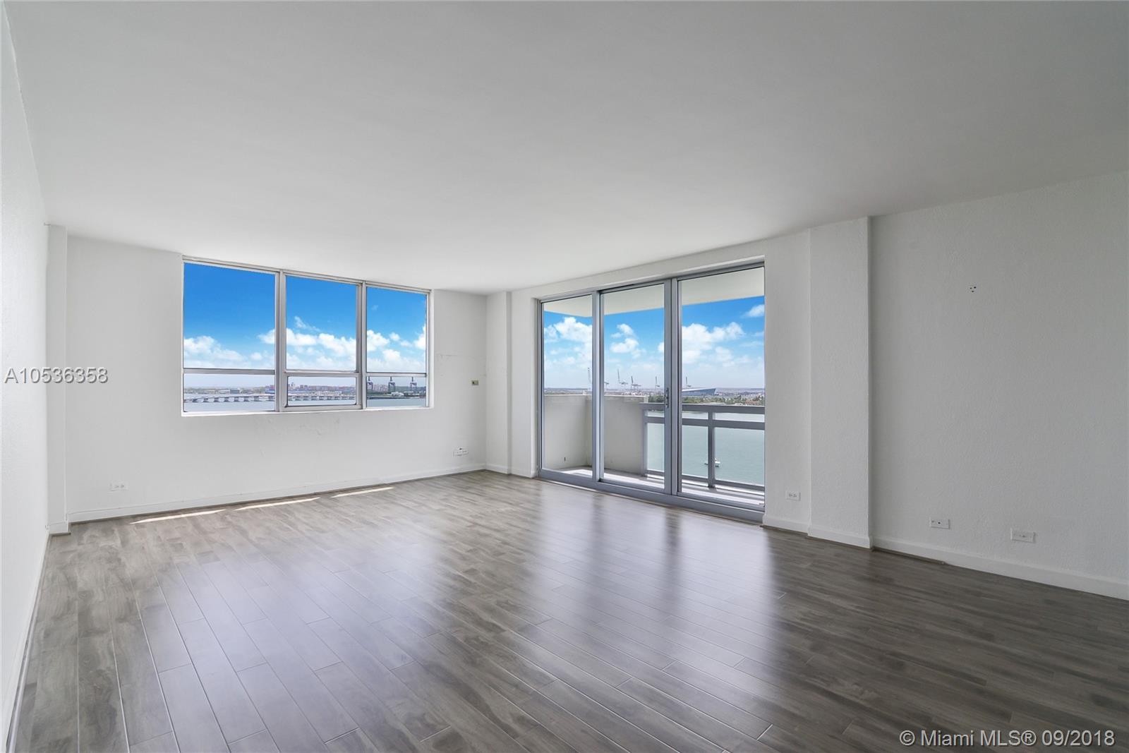1500 Bay Road, Unit 1438S Miami Beach, FL 33139 - Photo 2 of 10