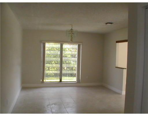 18933 Southwest 96th Avenue Cutler Bay, FL 33157 - Photo 2 of 2