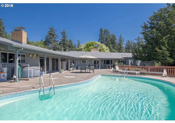 10408 Crosby Road Northeast Woodburn, OR 97071 - Photo 22 of 32 Gallery Image 22
