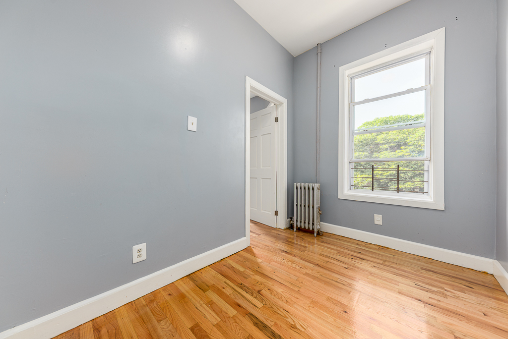 299 Rockaway Parkway, Unit 2 Brooklyn, NY 11212 - Photo 5 of 6