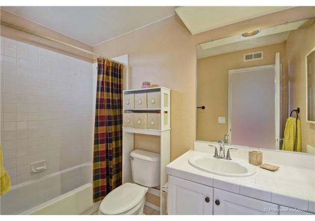 4884 Riding Ridge Road San Diego, CA 92130 - Photo 17 of 25