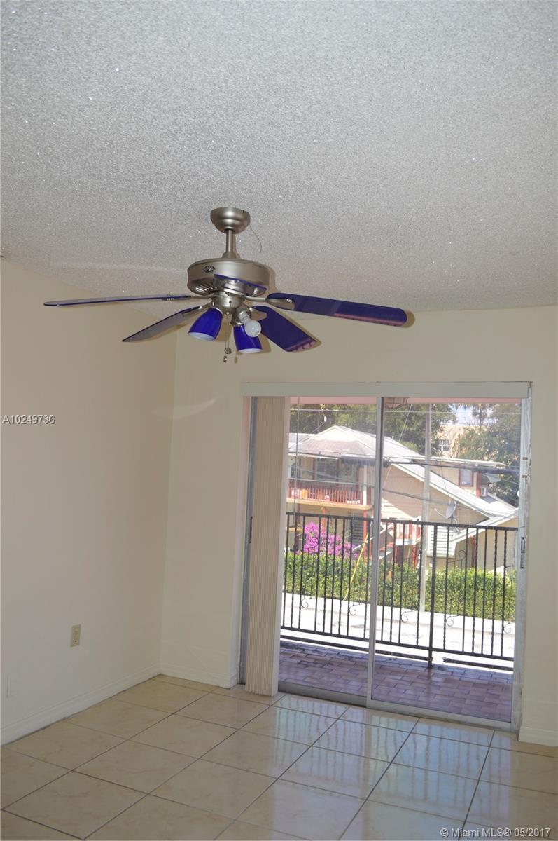 1001 Southwest 13th Avenue Miami, FL 33135 - Photo 4 of 22