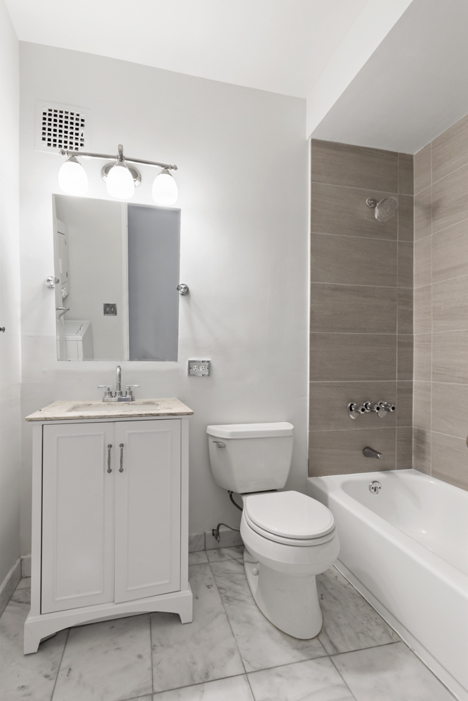 110 Manhattan Avenue, Unit 2A Manhattan, NY 10025 - Photo 15 of 18