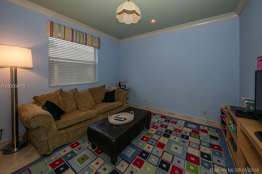 403 Mallard Road Weston, FL 33327 - Photo 11 of 13 Gallery Image 11