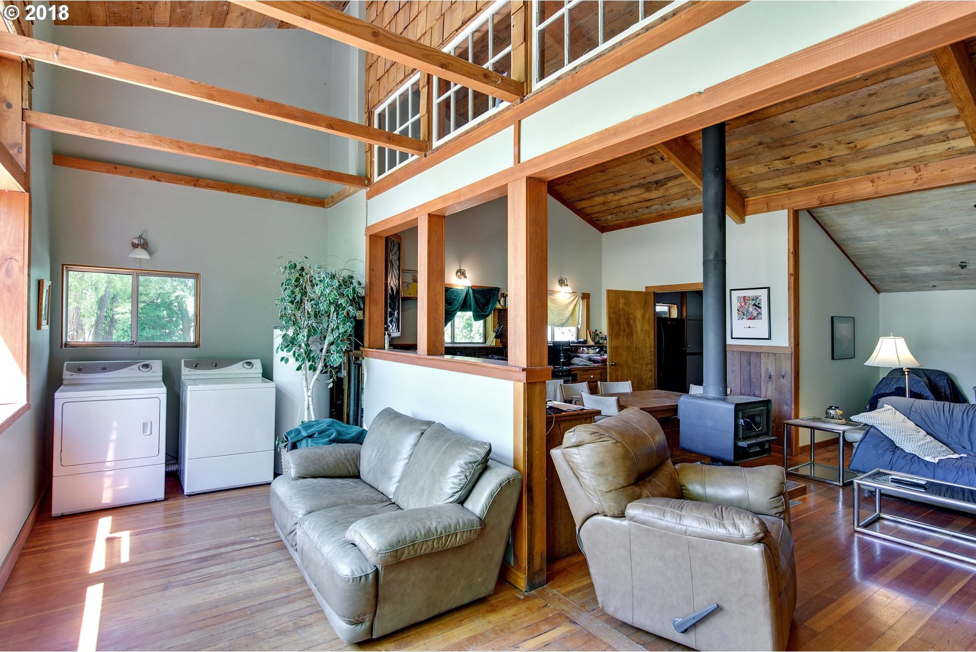 7410 Wagon Road West Mosier, OR 97040 - Photo 10 of 23 Gallery Image 10