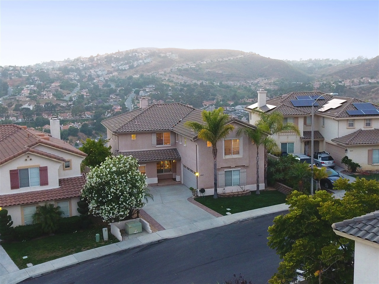 10043 Challenger Circle Spring Valley, CA 91978 - Photo 2 of 25