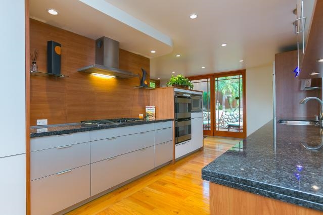 2239 El Amigo Road Del Mar, CA 92014 - Photo 7 of 24