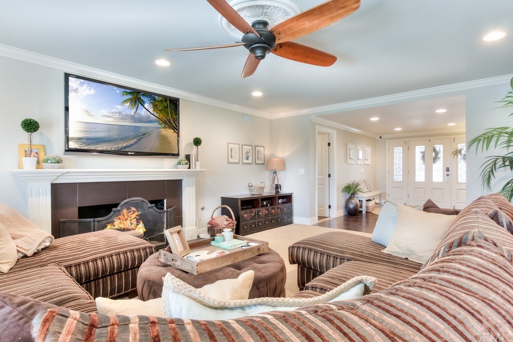 18992 Castlegate Lane North Tustin, CA 92705 - Photo 25 of 62