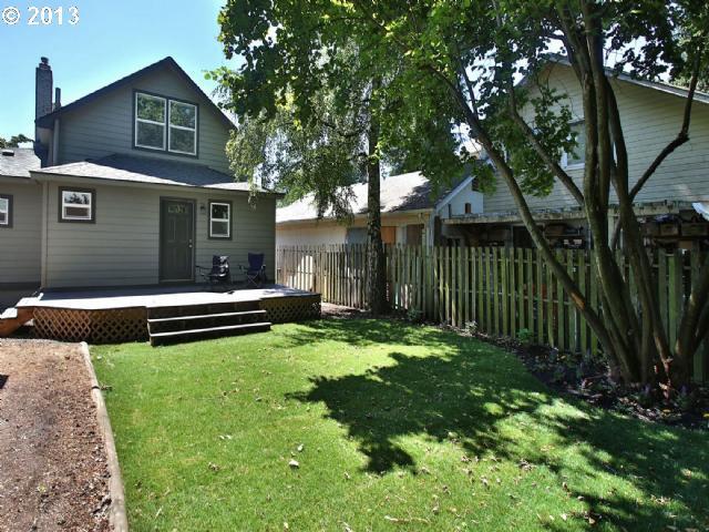 1805 North Sumner Street Portland, OR 97217 - Photo 15 of 16