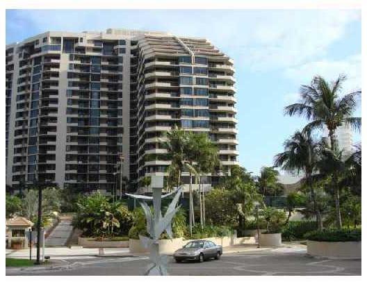 520 Brickell Key Drive, Unit C425 Miami, FL 33131 - Photo 2 of 2