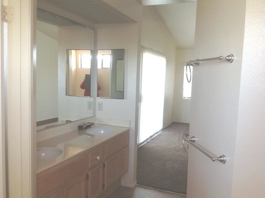 5331 Ontario Street Oceanside, CA 92056 - Photo 10 of 25 Gallery Image 10