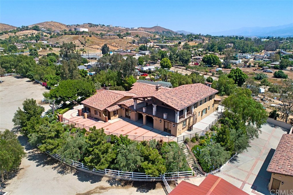 1640 Hillside Avenue Norco, CA 92860 - Photo 3 of 75