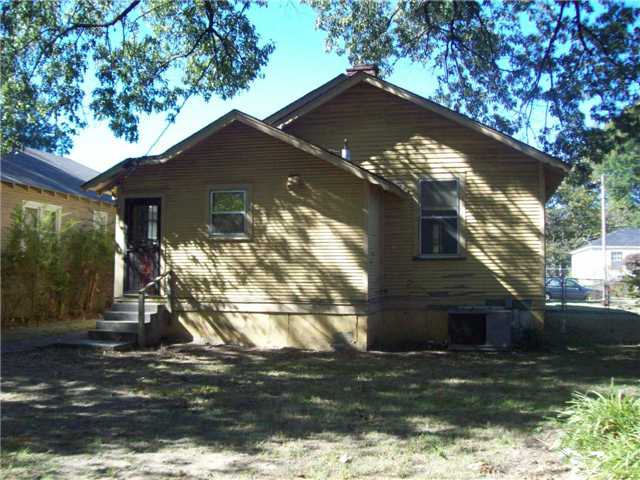 674 Spring Street Memphis, TN 38112 - Photo 2 of 7