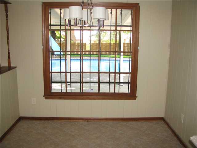 5343 Hudgins Road Memphis, TN 38116 - Photo 7 of 19 Beautiful view of pool from breakfast area