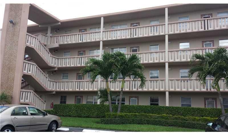 2053 Guildford East, Unit C Boca Raton, FL 33434 - Photo 1 of 4 Gallery Image 1
