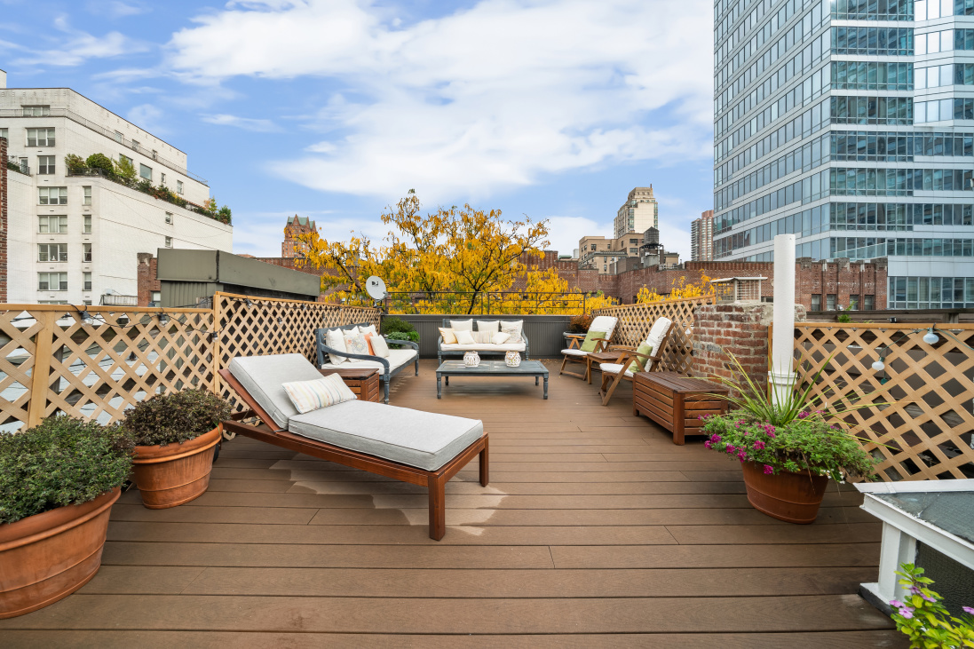 238 E 74th St, Manhattan, NY 10021 - Photo 3 of 3