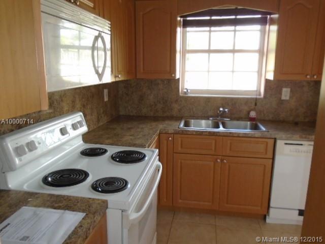 20740 Anchor Road Cutler Bay, FL 33189 - Photo 2 of 10