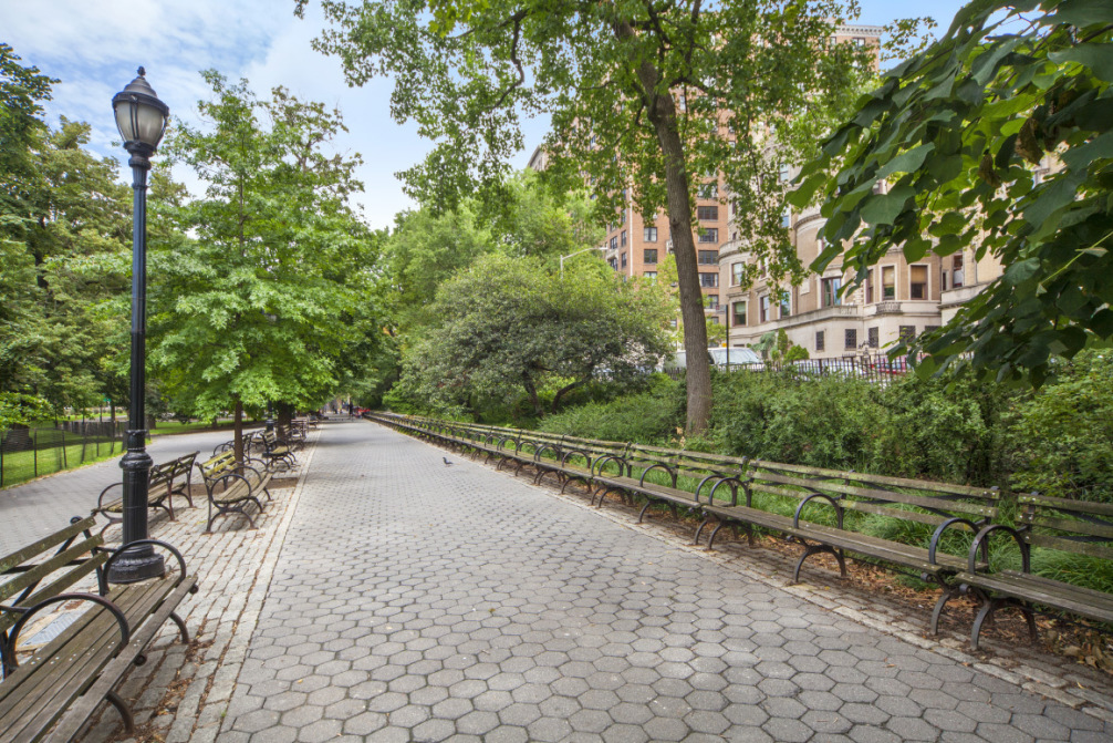 22 Riverside Drive, Unit 2A Manhattan, NY 10023 - Photo 6 of 7