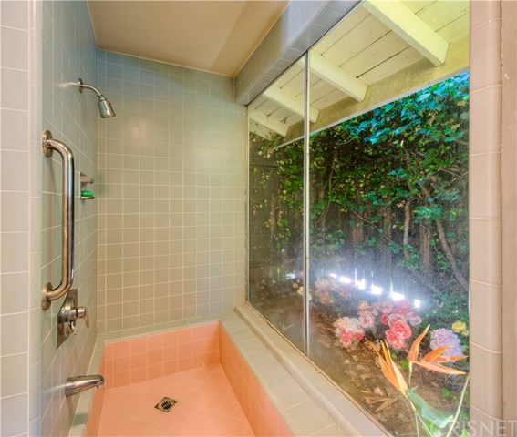 15500 Royal Ridge Road Sherman Oaks, CA 91403 - Photo 20 of 31