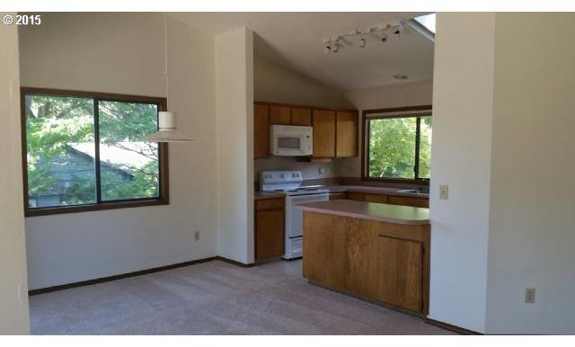 13208 Southwest Barlow Road Beaverton, OR 97008 - Photo 2 of 6 Gallery Image 2