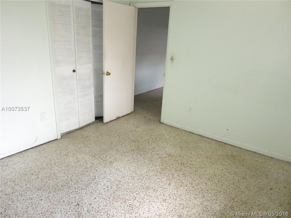 1023 Northwest 33rd Street Miami, FL 33127 - Photo 20 of 26