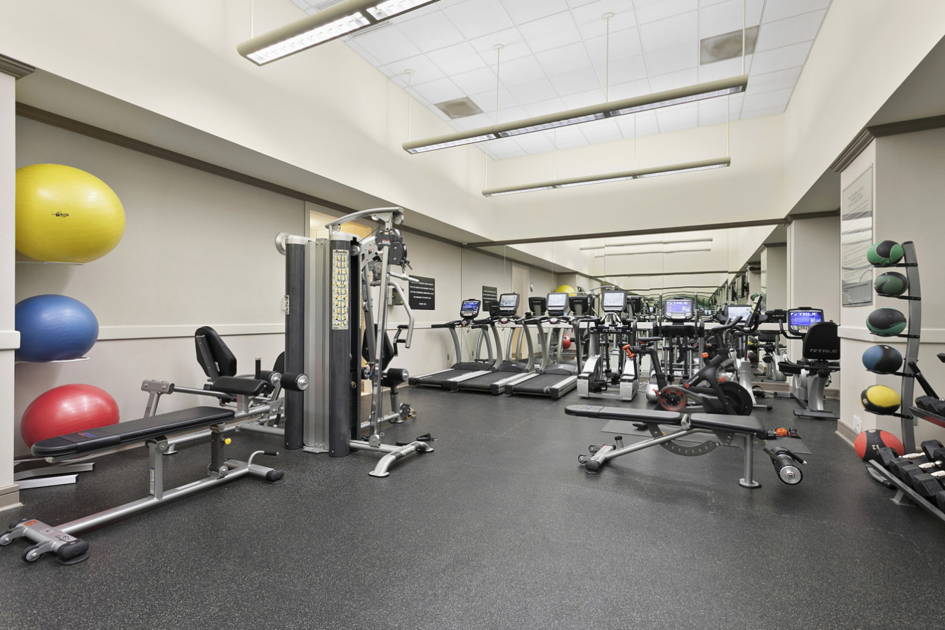 2 Columbus Ave, Manhattan, NY 10023 - Photo 3 of 3