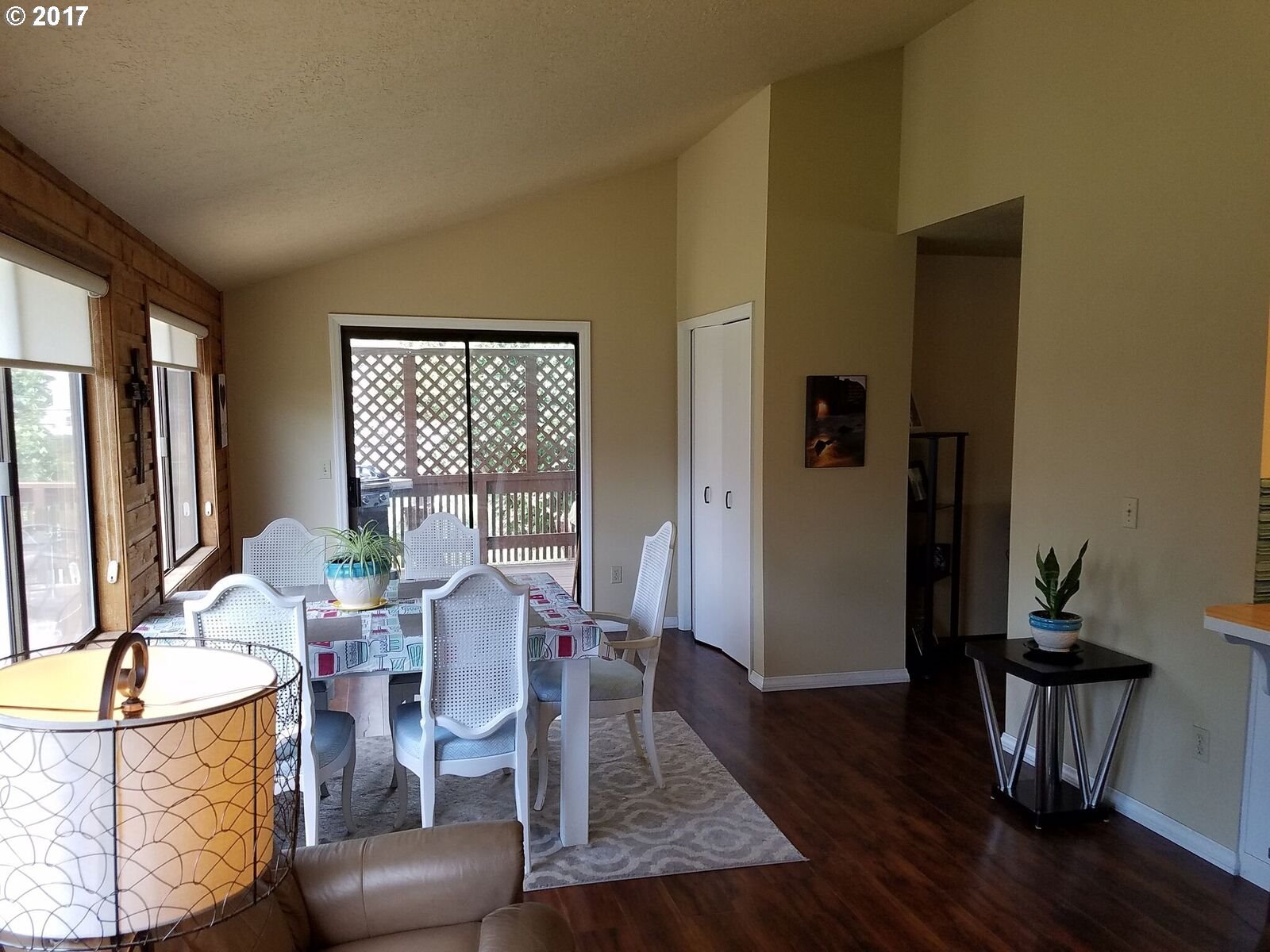 3735 Southwest Marshall Place Pendleton, OR 97801 - Photo 7 of 21