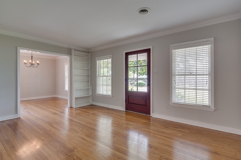 2486 Moore Road Germantown, TN 38138 - Photo 3 of 24 Gallery Image 3