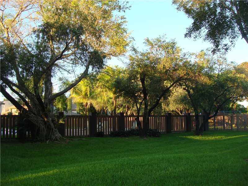 11543 Southwest 109th Road, Unit 24D Miami, FL 33176 - Photo 23 of 25 Gallery Image 23